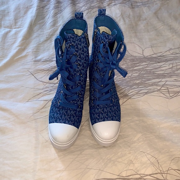 Michael Kors zip up (w/laces) women’s shoes. Size 9.5. - Picture 1 of 5